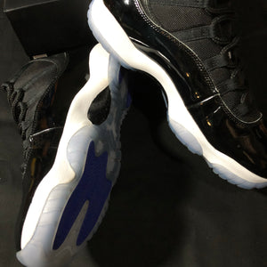 Air Jordan 11 Space Jam