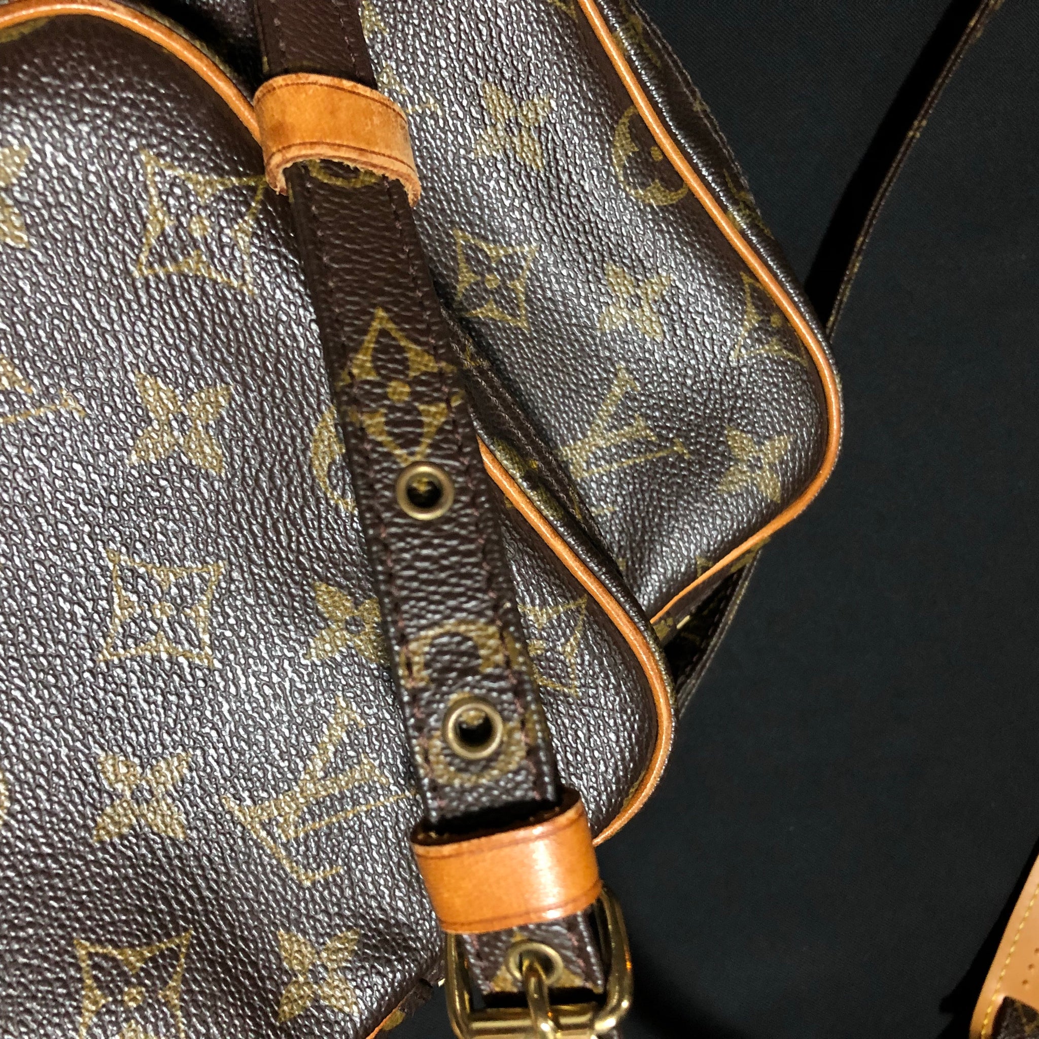 Louis Vuitton e Shoulder Bag – BackDrop-Store
